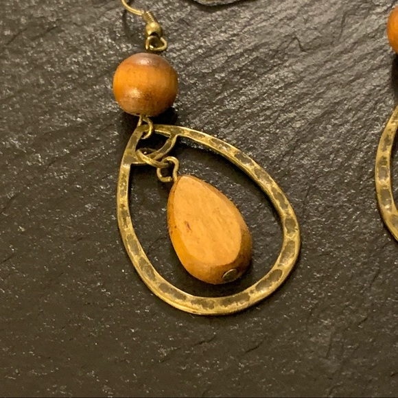 Bohemian Hammered Golden Bronze Tone Wooden Dangle Tear Drop Earrings - Picture 2 of 6